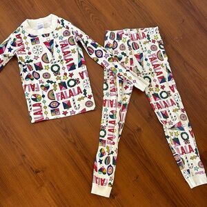 Hanna Andersson fa la la Kids Pajama Set